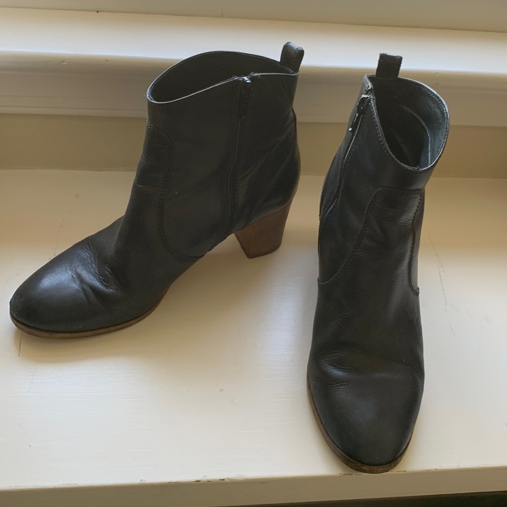 Jcrew black botties.